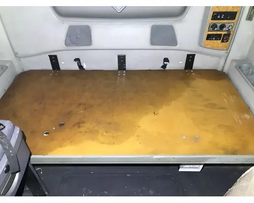 International PROSTAR Sleeper Bunk
