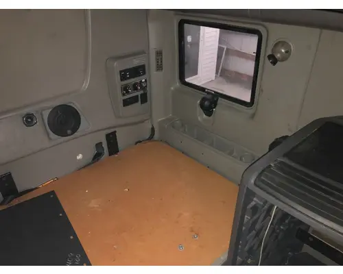International PROSTAR Sleeper Bunk