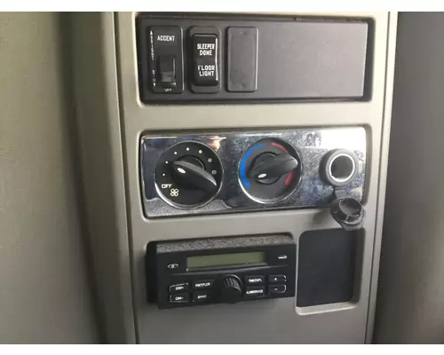 International PROSTAR Sleeper Controls