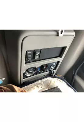 International PROSTAR Sleeper Controls