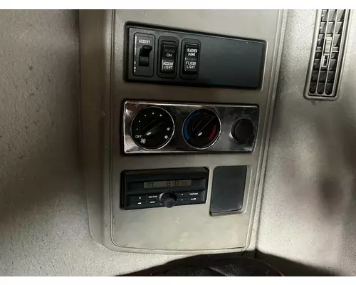 International PROSTAR Sleeper Controls