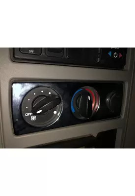 International PROSTAR Sleeper Controls