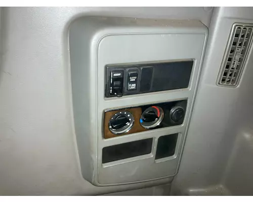 International PROSTAR Sleeper Controls