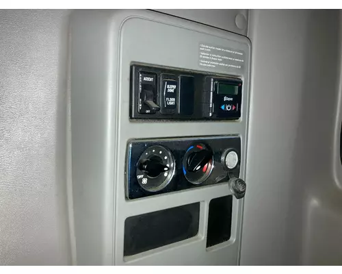 International PROSTAR Sleeper Controls