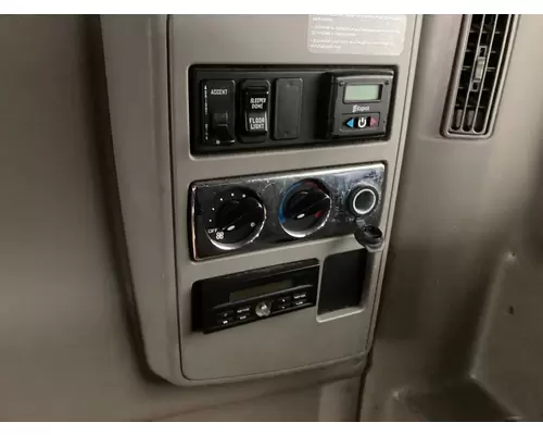 International PROSTAR Sleeper Controls