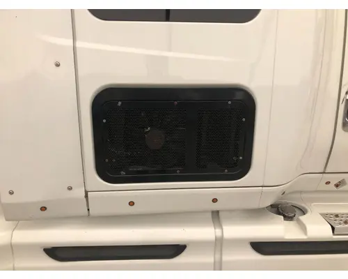 International PROSTAR Sleeper Door