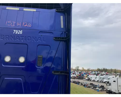 International PROSTAR Sleeper Fairing