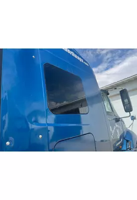 International PROSTAR Sleeper Window