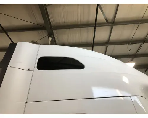 International PROSTAR Sleeper Window