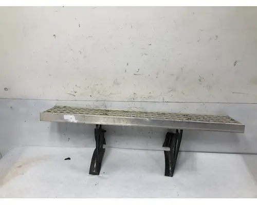 International PROSTAR Step (Fuel Tank, Fairing