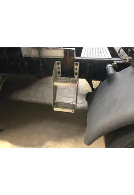 International PROSTAR Step (Fuel Tank, Fairing
