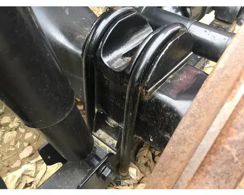 International PROSTAR Suspension