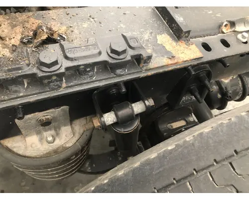 International PROSTAR Suspension