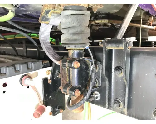 International PROSTAR Suspension