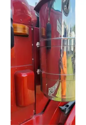 International PayStar 5900i Cowl