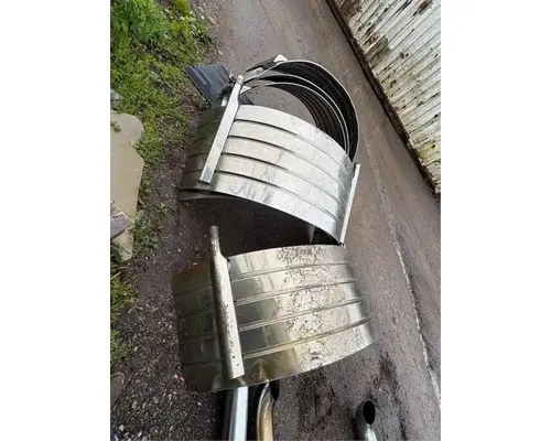 International PayStar 5900i Fender