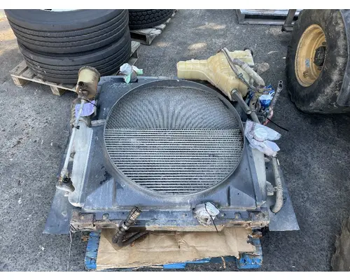 Radiator INTERNATIONAL PAYSTAR Camerota Truck Parts