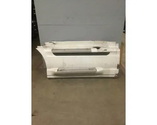 Side Fairing INTERNATIONAL PROSTAR 113 LKQ Geiger Truck Parts