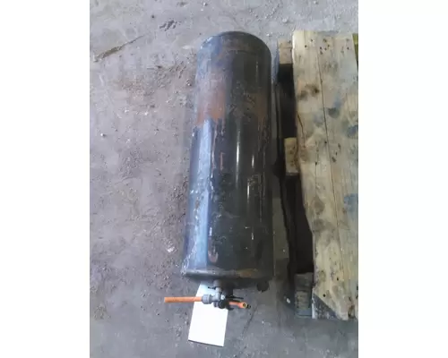 Air Tank INTERNATIONAL PROSTAR 122 LKQ Thompson Motors - Wykoff