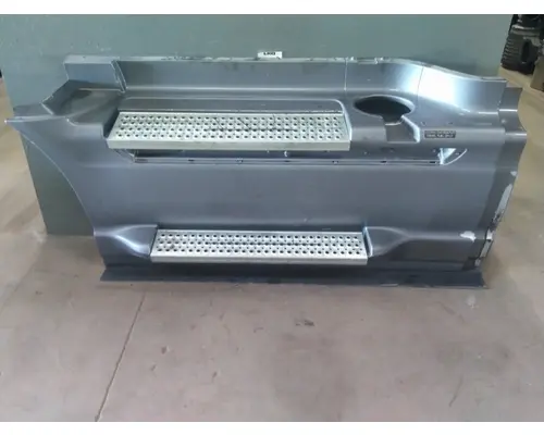 Side Fairing INTERNATIONAL PROSTAR 122 LKQ Geiger Truck Parts