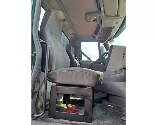 Seat, Front INTERNATIONAL PROSTAR 122 LKQ Evans Heavy Truck Parts