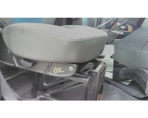 Seat, Front INTERNATIONAL PROSTAR 122 LKQ Heavy Truck - Goodys