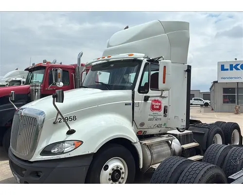 Complete Vehicle INTERNATIONAL PROSTAR 122 LKQ Western Truck Parts