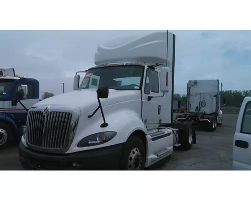 Complete Vehicle INTERNATIONAL PROSTAR 122 LKQ Heavy Truck - Goodys