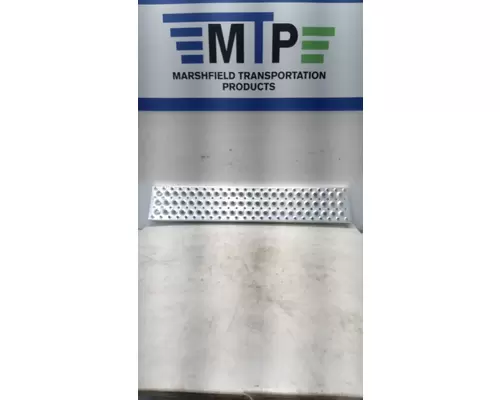 Step INTERNATIONAL Prostar  Marshfield Transportation Products