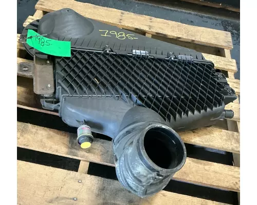Air Cleaner INTERNATIONAL Prostar Garabedian Equipment Company, Inc - Fresno