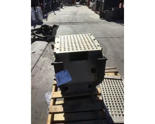 Battery Box INTERNATIONAL PROSTAR LKQ Western Truck Parts