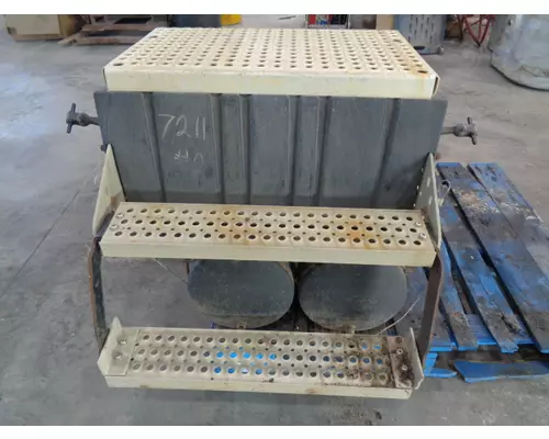 Battery Box INTERNATIONAL PROSTAR LKQ Thompson Motors - Wykoff