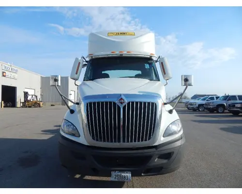 Battery Box INTERNATIONAL PROSTAR K &amp; R Truck Sales, Inc.