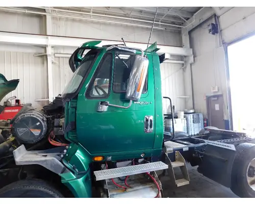 Battery Box INTERNATIONAL Prostar K &amp; R Truck Sales, Inc.