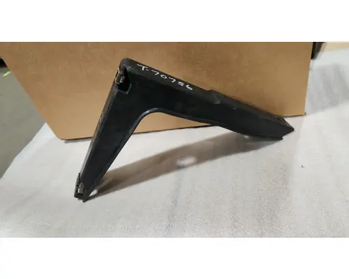 Brackets, Misc. INTERNATIONAL PROSTAR K &amp; R Truck Sales, Inc.