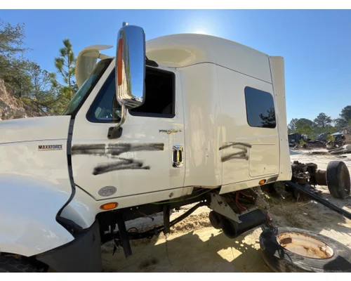 Cab INTERNATIONAL Prostar B &amp; W  Truck Center