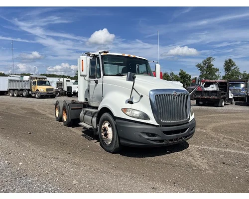 Complete Vehicle INTERNATIONAL Prostar Truck Salvage International Inc