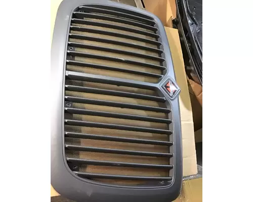 Grille INTERNATIONAL PROSTAR Marshfield Transportation Products