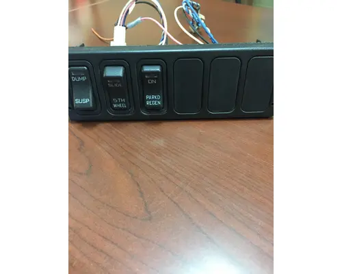 Instrument Cluster INTERNATIONAL PROSTAR Charlotte Truck Parts,inc.