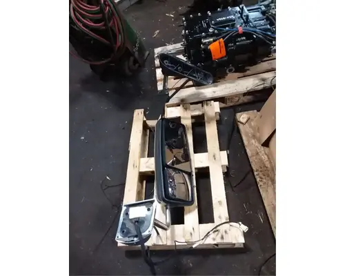 Mirror (Interior) International PROSTAR Casey's Truck Salvage World