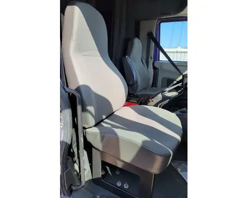 Seat, Front INTERNATIONAL Prostar ReRun Truck Parts
