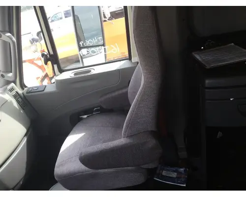 Seat, Front International PROSTAR Vander Haags Inc Sp