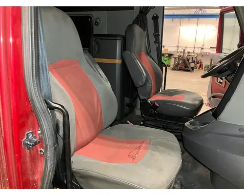 Seat, Front International PROSTAR Vander Haags Inc Sf