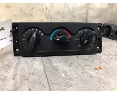 Dash / Console Switch INTERNATIONAL PROSTAR K &amp; R Truck Sales, Inc.