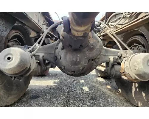 International RA472 Axle Assembly Housing
