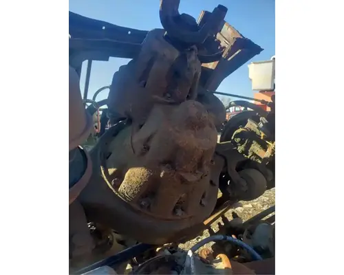 International RA472 Cutoff Assembly (Housings & Suspension Only)