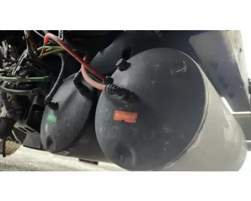International RH613 Air Tank