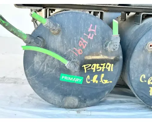 International RH613 Air Tank