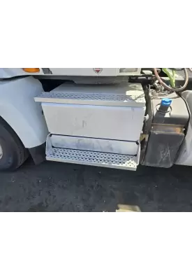 International RH613 Battery Box