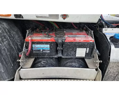 International RH613 Battery Box